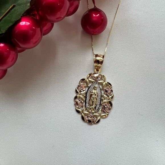 Virgin Mary of Guadalupe Charm | 14k solid Gold | Virgin Mary pendant | - Picture 1 of 8